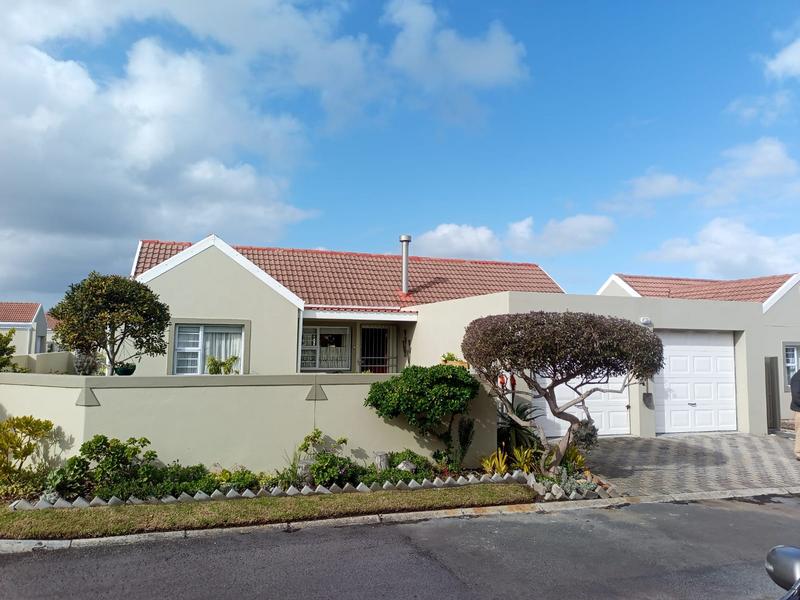 3 Bedroom Property for Sale in Franskraal Western Cape